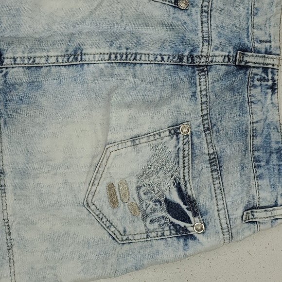 Dolce and Gabbana Denim Embroidered Mini Skirt - Picture 3 of 9